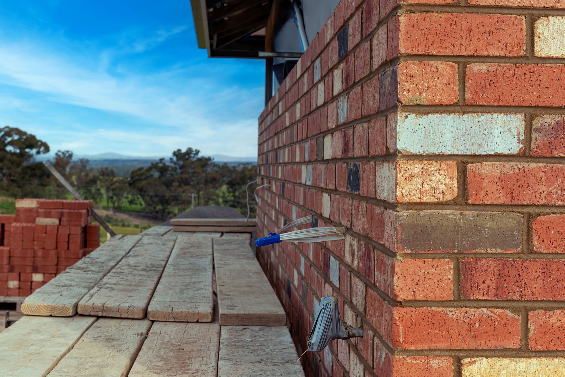 Bricklaying in the housing industry